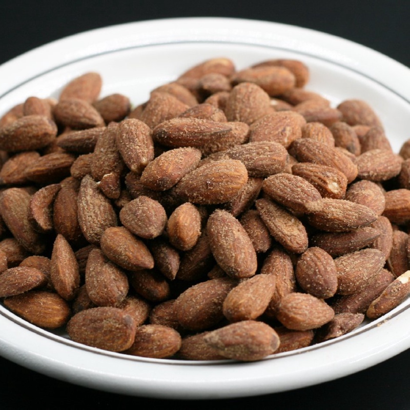 Mandle jádra pražené solené s uzenou příchutí 1 kg